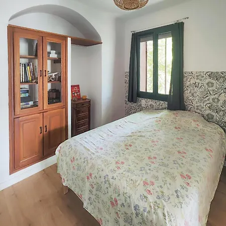 3 Bedroom Awesome In